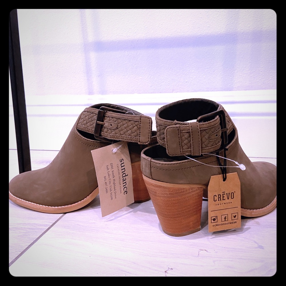 Ankle boots
